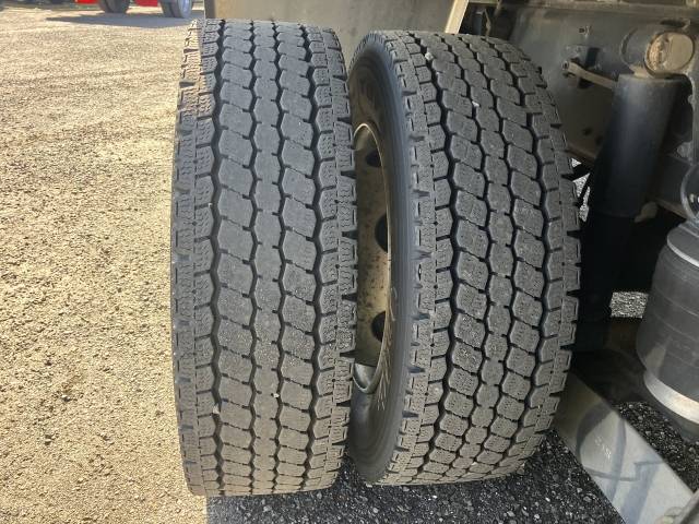 いすゞギガアルミウイング大型（10t）[写真29]