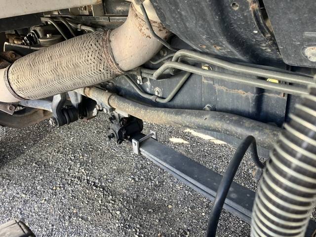 いすゞギガアルミウイング大型（10t）[写真38]