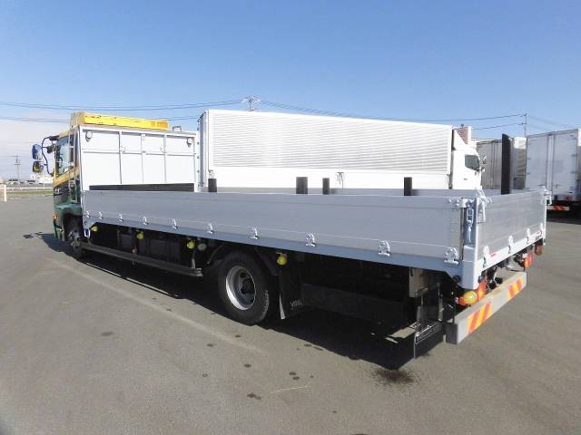 UDトラックスコンドルアルミブロック中型（4t）[写真02]