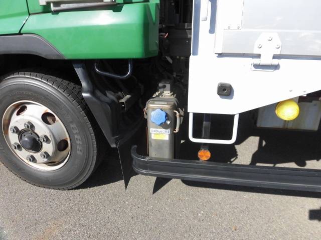 UDトラックスコンドルアルミブロック中型（4t）[写真21]