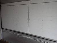 日野デュトロ冷蔵冷凍ウイング小型（2t・3t）[写真12]