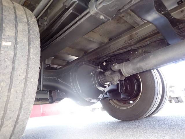 日野デュトロ冷蔵冷凍ウイング小型（2t・3t）[写真17]