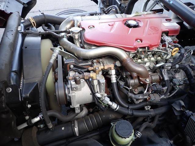 日野デュトロ冷蔵冷凍ウイング小型（2t・3t）[写真28]