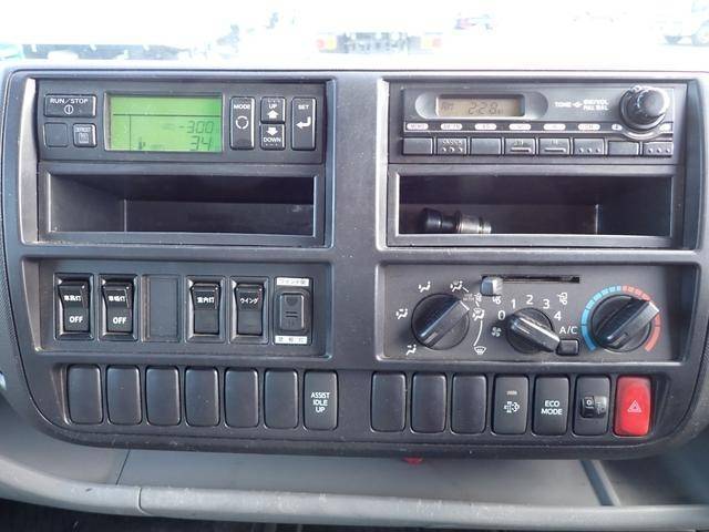 日野デュトロ冷蔵冷凍ウイング小型（2t・3t）[写真37]