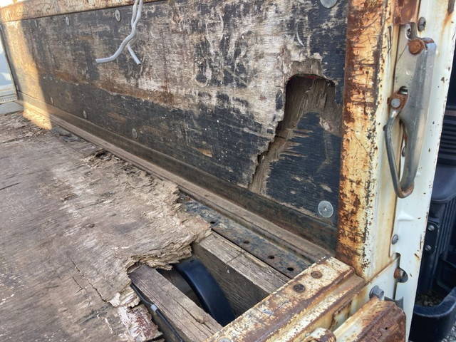 三菱ふそうキャンタークレーン4段小型（2t・3t）[写真08]