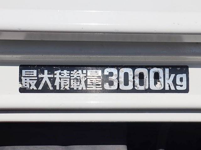 日野デュトロ平ボディ小型（2t・3t）[写真10]