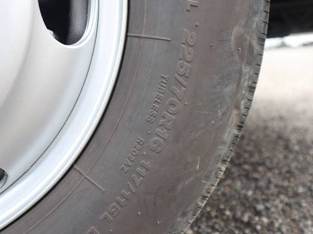 日野デュトロ平ボディ小型（2t・3t）[写真15]