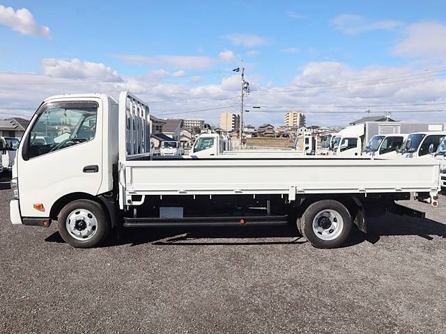 日野デュトロ平ボディ小型（2t・3t）[写真06]