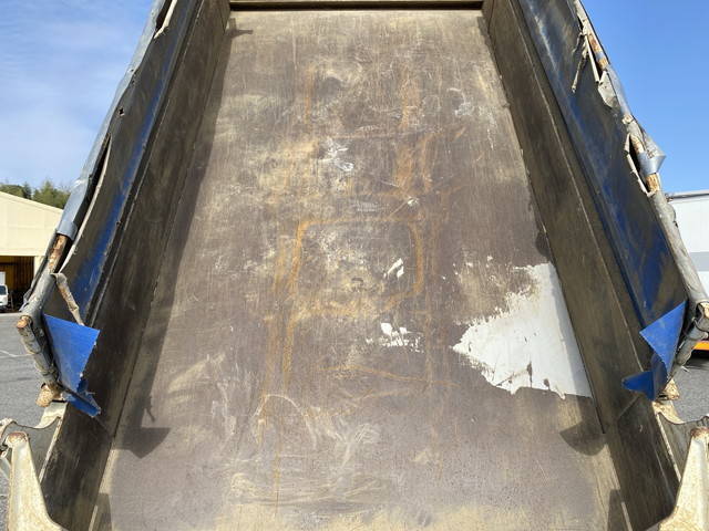 三菱ふそうキャンターダンプ小型（2t・3t）[写真11]