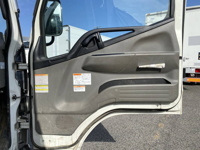 三菱ふそうキャンターダンプ小型（2t・3t）[写真26]