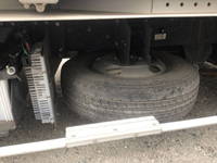 三菱ふそうキャンターアルミバン小型（2t・3t）[写真12]