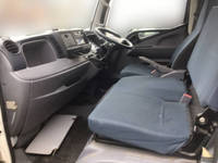 三菱ふそうキャンターアルミバン小型（2t・3t）[写真19]