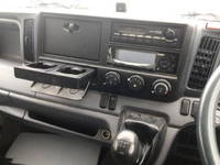 三菱ふそうキャンターアルミバン小型（2t・3t）[写真21]