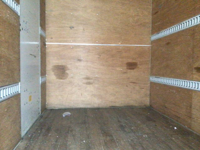 三菱ふそうキャンターアルミバン小型（2t・3t）[写真06]