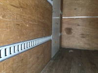 三菱ふそうキャンターアルミバン小型（2t・3t）[写真07]