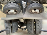 三菱ふそうキャンターガッツアルミバン小型（2t・3t）[写真13]