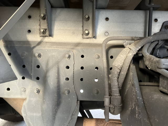 三菱ふそうキャンターガッツアルミバン小型（2t・3t）[写真16]