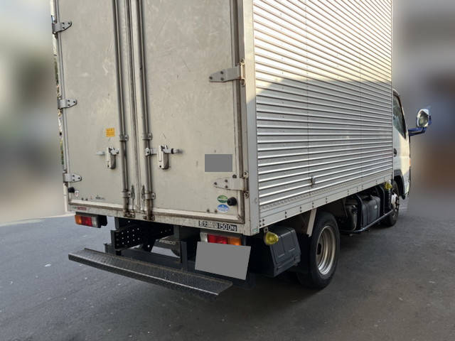 三菱ふそうキャンターガッツアルミバン小型（2t・3t）[写真02]