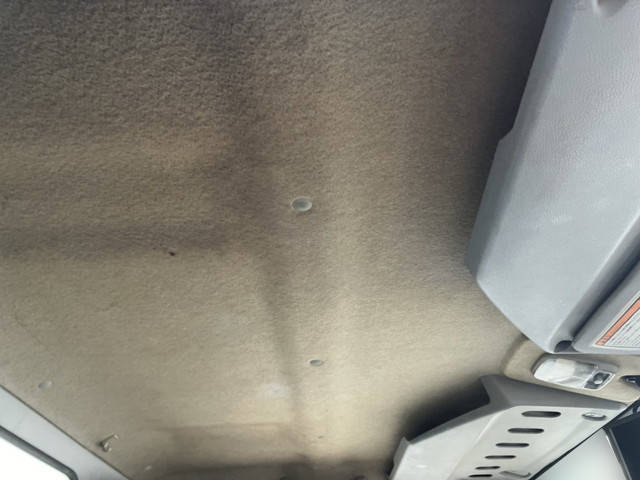 三菱ふそうキャンターガッツアルミバン小型（2t・3t）[写真28]