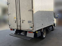 三菱ふそうキャンターガッツアルミバン小型（2t・3t）[写真02]