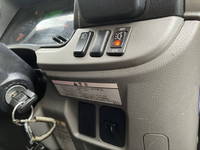 三菱ふそうキャンターガッツアルミバン小型（2t・3t）[写真33]