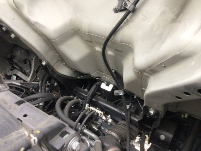 三菱ふそうキャンターガッツアルミバン小型（2t・3t）[写真23]