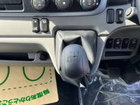 三菱ふそうキャンターアルミウイング小型（2t・3t）[写真27]