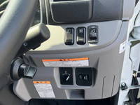 三菱ふそうキャンターアルミウイング小型（2t・3t）[写真28]