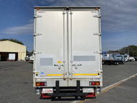 三菱ふそうキャンターアルミバン小型（2t・3t）[写真10]