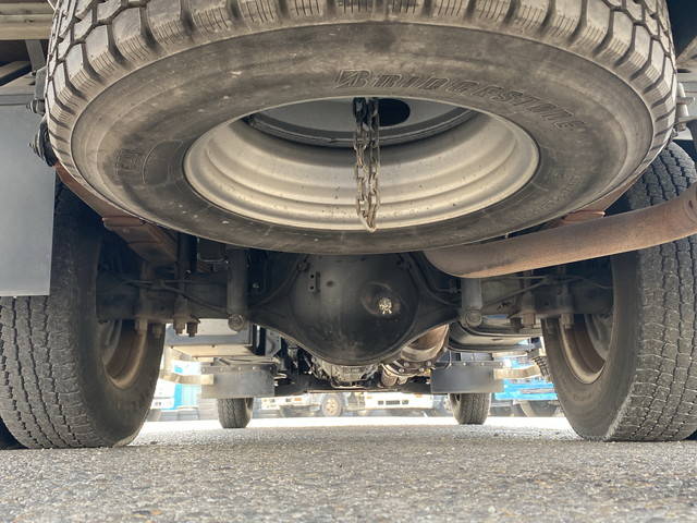 三菱ふそうキャンターアルミバン小型（2t・3t）[写真19]