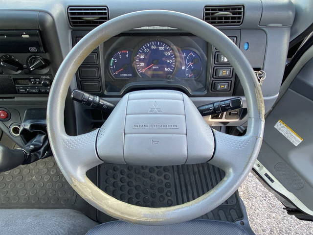 三菱ふそうキャンターアルミバン小型（2t・3t）[写真29]