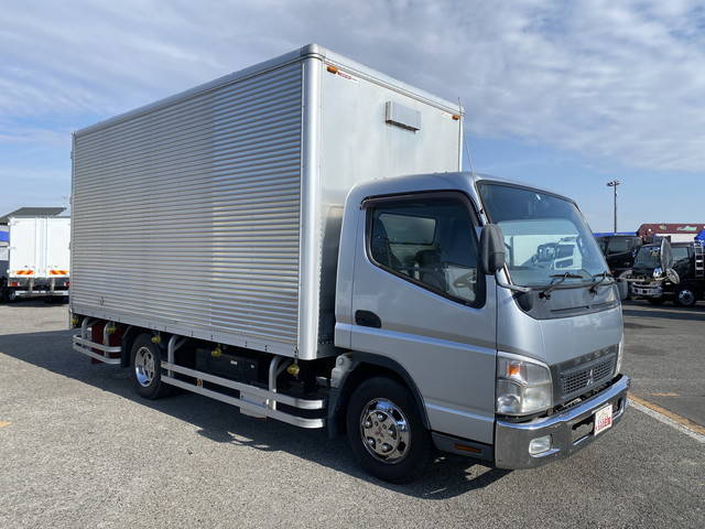 三菱ふそうキャンターアルミバン小型（2t・3t）[写真03]