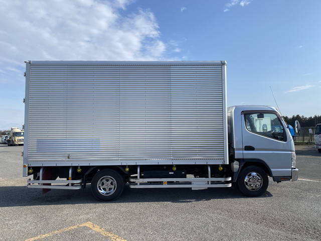 三菱ふそうキャンターアルミバン小型（2t・3t）[写真07]