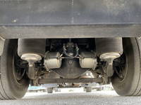 いすゞフォワードアルミウイング増トン（6t・8t）[写真19]