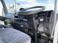 いすゞフォワードアルミウイング増トン（6t・8t）[写真27]