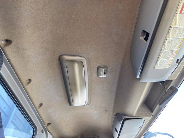 いすゞフォワードアルミウイング増トン（6t・8t）[写真28]