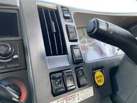 いすゞフォワードアルミウイング増トン（6t・8t）[写真34]