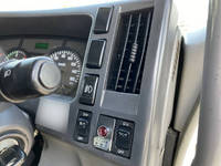 いすゞフォワードアルミウイング増トン（6t・8t）[写真35]