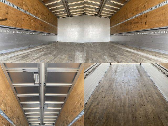 いすゞフォワードアルミウイング中型（4t）[写真13]