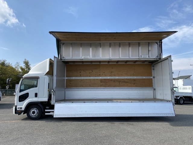 いすゞフォワードアルミウイング中型（4t）[写真14]