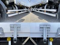 いすゞフォワードアルミウイング中型（4t）[写真17]