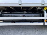 いすゞフォワードアルミウイング中型（4t）[写真18]