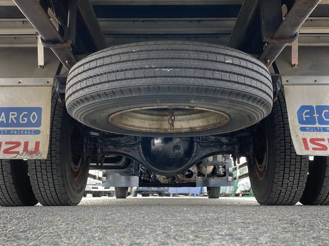 いすゞフォワードアルミウイング中型（4t）[写真22]