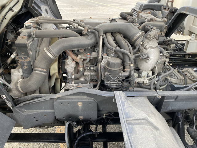 いすゞフォワードアルミウイング中型（4t）[写真23]