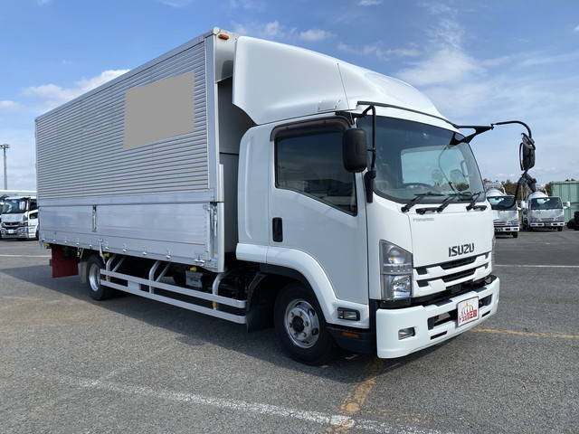 いすゞフォワードアルミウイング中型（4t）[写真03]