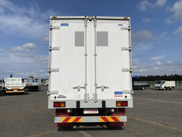 いすゞフォワードアルミウイング中型（4t）[写真09]