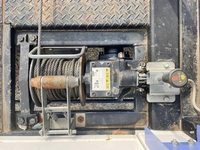 いすゞエルフセーフティローダー小型（2t・3t）[写真12]