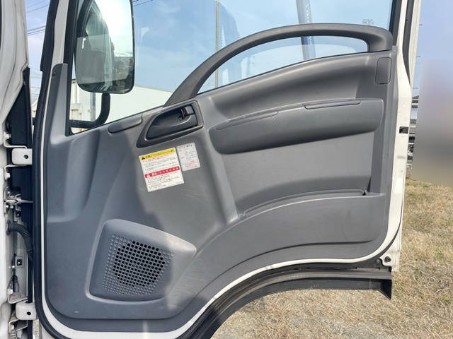 いすゞエルフセーフティローダー小型（2t・3t）[写真30]