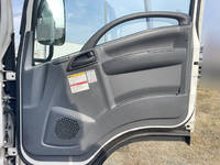 いすゞエルフセーフティローダー小型（2t・3t）[写真30]