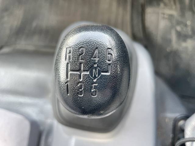 いすゞエルフセーフティローダー小型（2t・3t）[写真38]